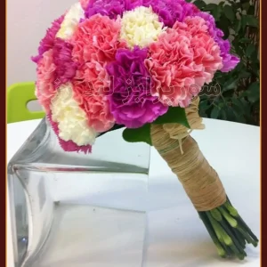 دسته گل طبیعی میخک natural bouquet of carnations