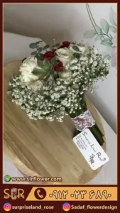 3 bridal red and white rose bouquet دسته گل طبیعی رز سفید و قرمز عروس3