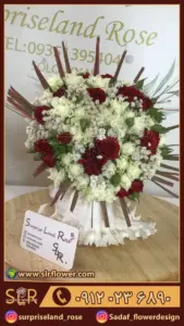 3 bridal red and white rose bouquet دسته گل طبیعی رز سفید و قرمز عروس4