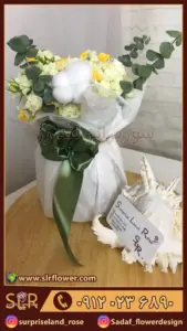 جار گل رز مینیاتوری و نرگس