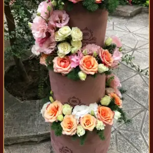 باکس گل طبقاتی رز هلندی - گل فروشی سورپرایز لند رز
